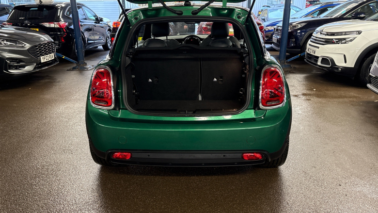 MINI Hatchback 135kW Cooper S Level 2 33kWh 3dr Auto Electric Hatchback